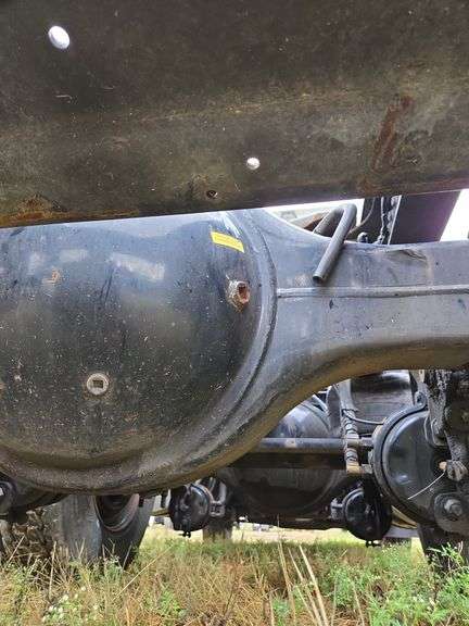 2013 Mack CXU613 showing 359,326 mi, 8,691 hrs - runs