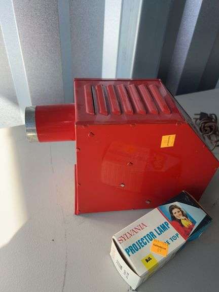 Vintage Magna-Vue Projector and Sylvania Projector Lamp