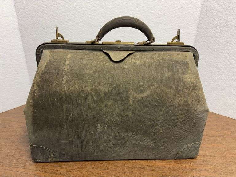 Vintage doctors bag