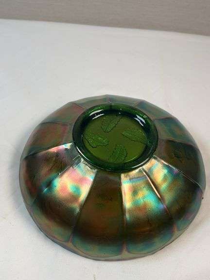 FENTON GREEN CARNIVAL THORN PATTERN