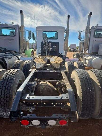 2019 Kenworth T8 showing 13,248 mi, 2,512 hrs - runs