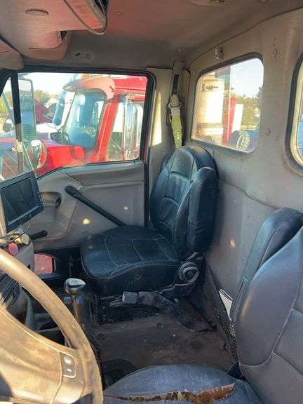 2003 Sterling 125,775 mi, hrs unknown- doesn't run