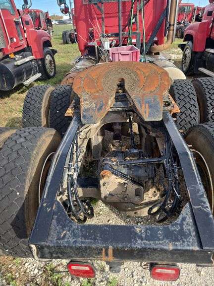 2012 Mack CHU613 showing 34,193 mi, hrs unknown - doesn't run