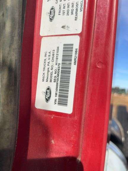 2012 Mack CHU613 showing 43,299 mi, 12,171 hrs - runs