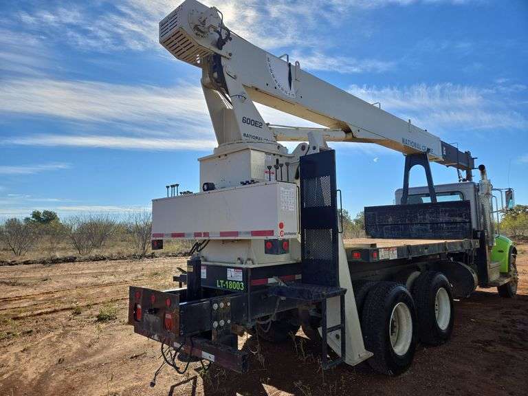 2018 Peterbilt PB348 showing 43,073 mi, 6,155 hrs - runs