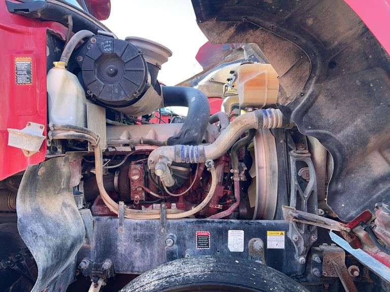 2012 Mack CHU613 showing 30,190 mi, 11,155 hrs- runs