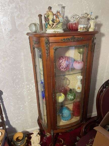 (2) matching display cabinets w/ glassware including Fenton & others