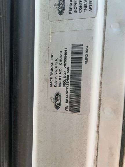 2008 Mack CHU613 miles & hrs unknown- runs