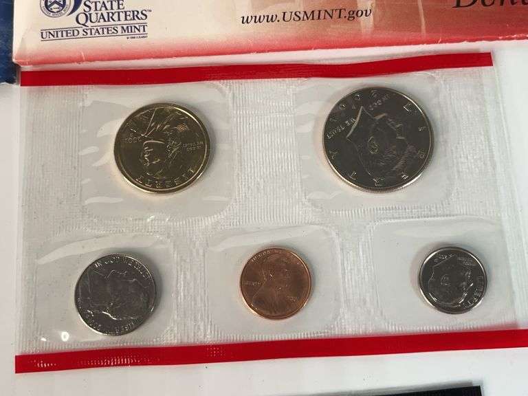 2000 and 2001 Denver and Philadelphia Mint Uncirculated Sets