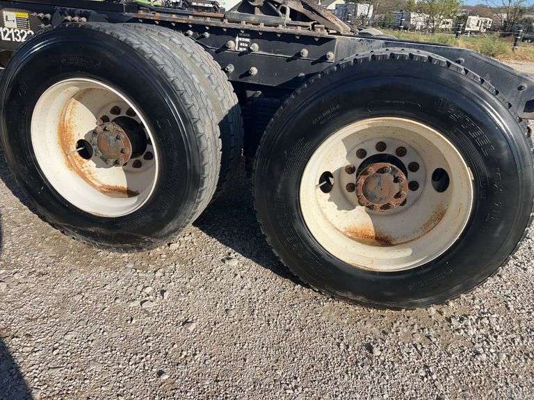 2012 Mack CHU613 showing 48,475 mi, 3,068 hrs- runs