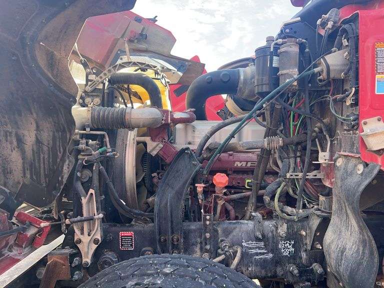 2012 Mack CHU613 showing 34,193 mi, hrs unknown - doesn't run