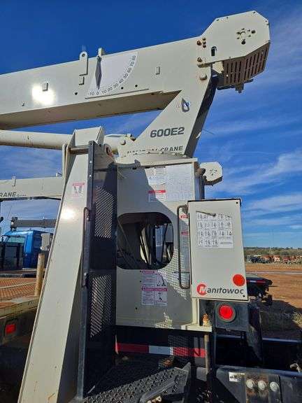 2018 Peterbilt PB348 showing 43,073 mi, 6,155 hrs - runs