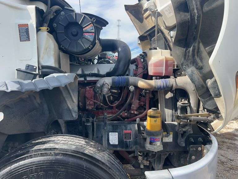 2012 Mack CXU613 showing 223,803 mi, 9,120 hrs - runs