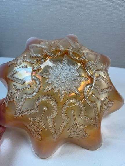 MARIGOLD CARNIVAL GLASS DAISY AND PLUME