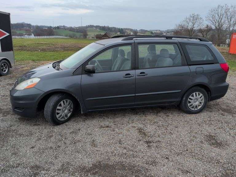 Updated: 2008 Toyota Sienna CE - showing 111,826 miles - V6 - runs - 2 wheel drive