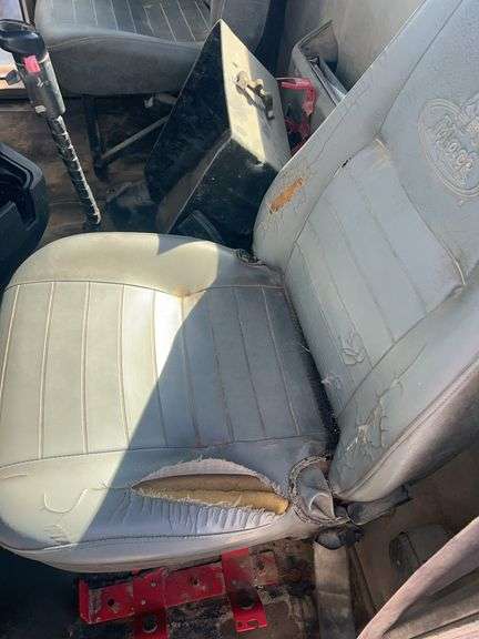 2008 Mack CHU613 showing 63,696 mi, 14,524 hrs - doesn't run