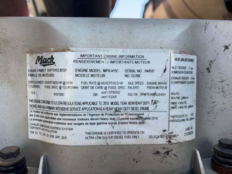 2011 Mack CHU613 showing 39,348 mi, 16,109 hrs- runs