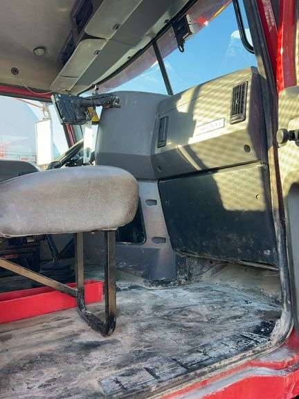 2013 Mack CHU613 showing 11,159 mi, 3,727 hrs- runs