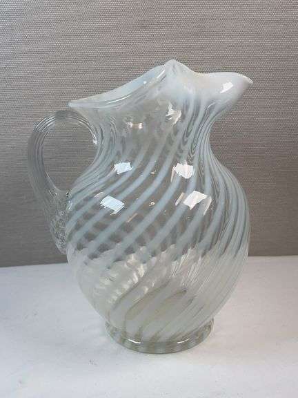 FENTON SPIRAL WHITE OPALESCENT