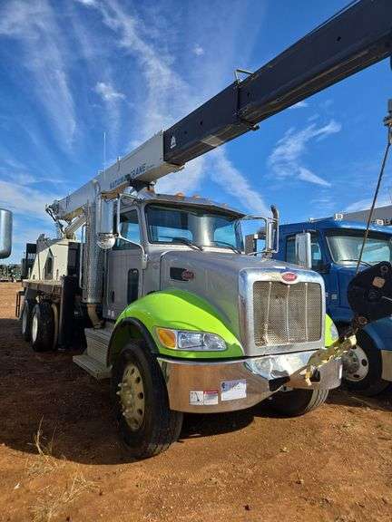 2019 Peterbilt PB348 showing 18,201 mi, 5,443 hrs - runs