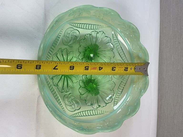 NORTHWOOD OPALESCENT GREEN GLASS BOWL