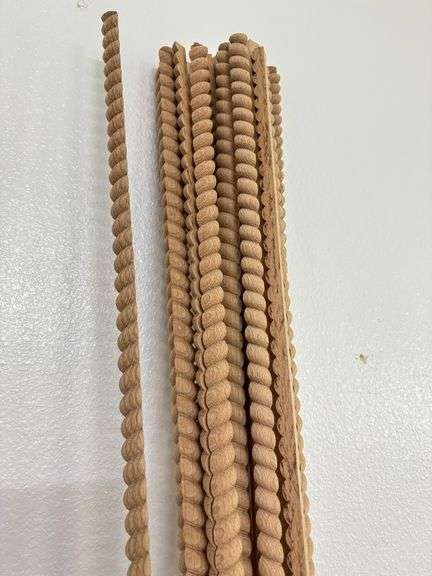 Quarter Round Rope Molding 8' Long