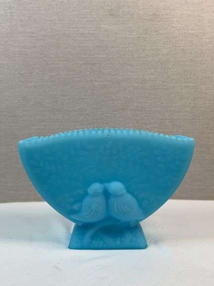 FENTON BLUE SATIN FAN VASE LOVEBIRDS