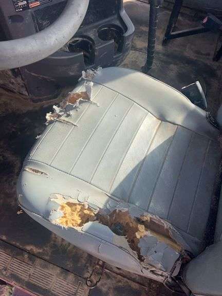 2012 Mack CHU613 showing 50,614 mi, hrs unknown - doesn't run