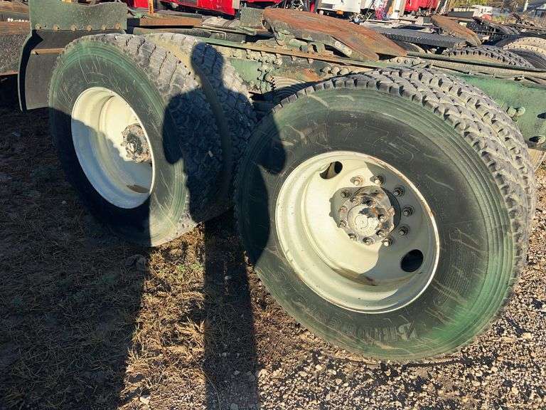 2003 Sterling 125,775 mi, hrs unknown- doesn't run