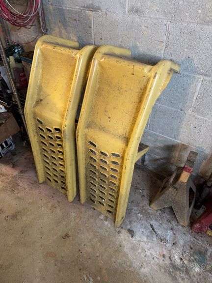 (2) Metal Ramps