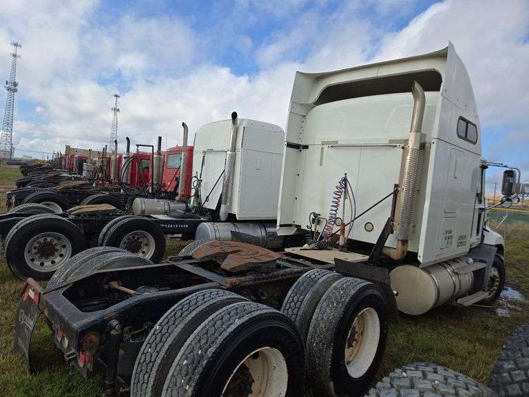 2007 Mack CXN613 565,498 mi, 10,366 hrs- doesn't run