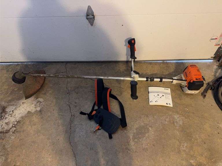STIHL Weed-eater and Harness w/ Attachment
