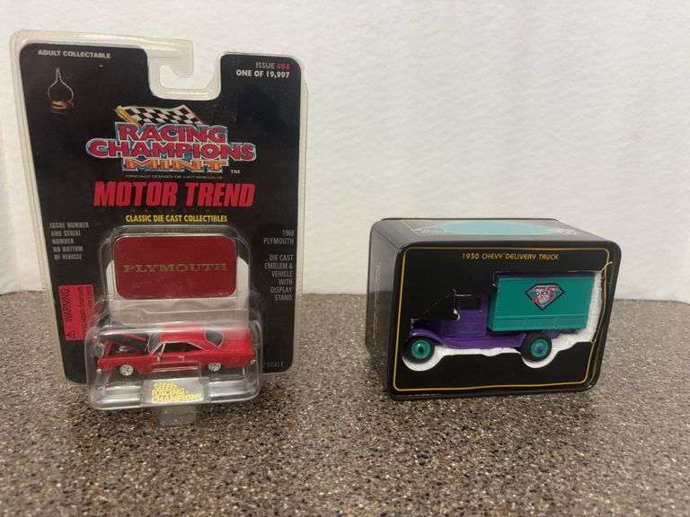 1/64 Scale Truck & Car