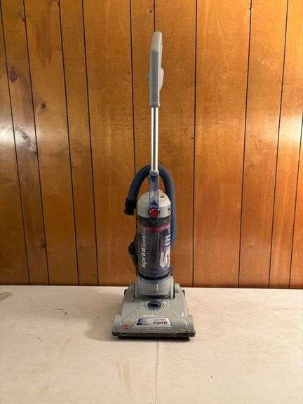 Hoover sprint quick vac ￼
