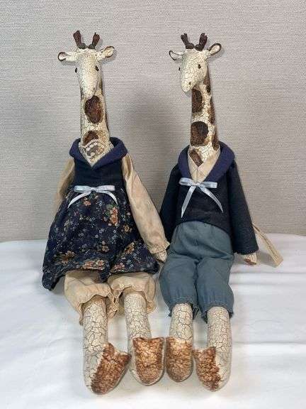 Judy Wachlin Primitive Giraffe Couple – Handmade Folk Art Cloth Dolls – Signed Pair