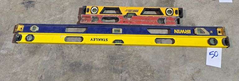 LOT OF 2-4' AND 2-2' LEVELS