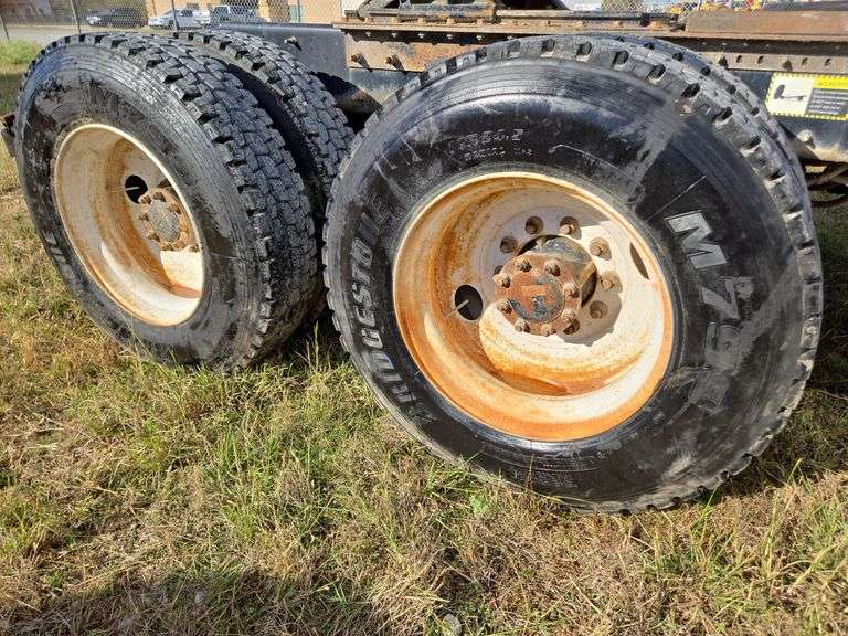 2012 Mack CHU613 showing 88,859 mi, 12,352 hrs - doesn't run