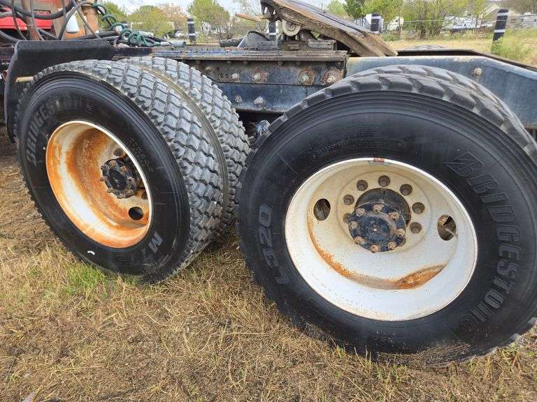 2007 Mack CHN613 miles & hrs unkown- doesn't run