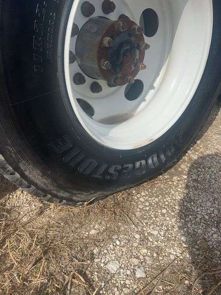 2018 Kenworth T880 showing 13,663 mi, 5,470 hrs - runs