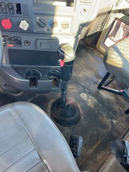 2012 Mack CHU13 showing 28,654 mi, 15,876 hrs- runs