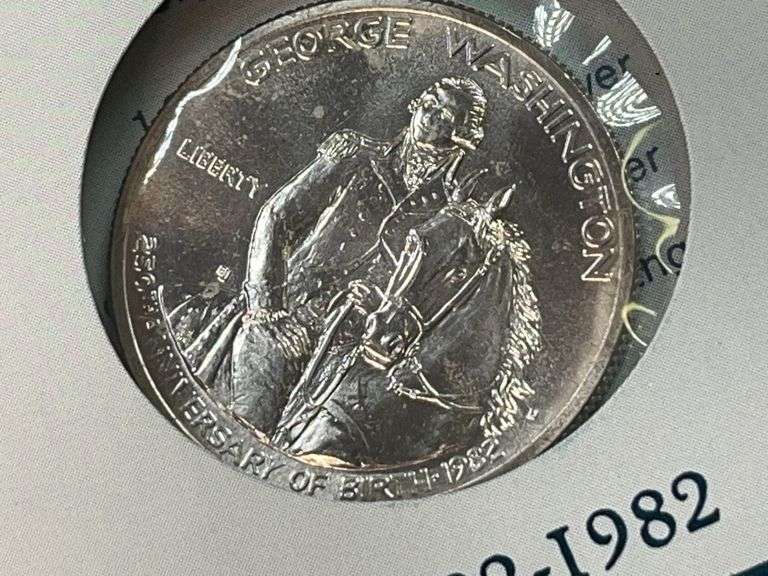 George Washington Silver Commemorative Half ￼