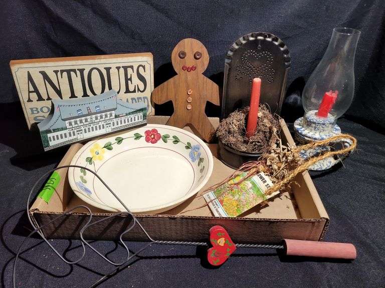 RUG BEATER, GINGERBREAD & ANTIQUES SIGN