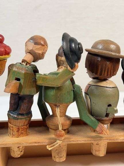 Vintage Hand-Carved Italian “Corkscrew Men” Moving Bottle Stopper Display – 6 Pc Automata Set