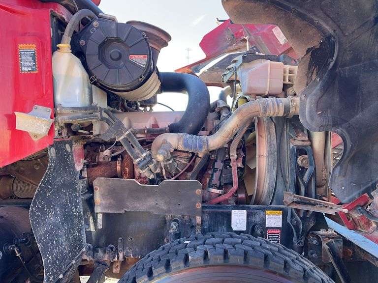 2008 Mack CHU13 miles & hrs unknown- doesn't run