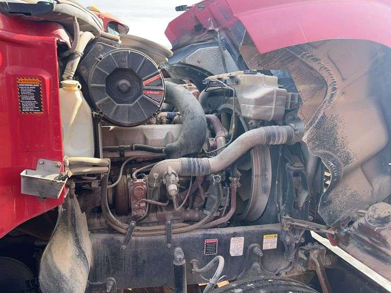 2012 Mack CHU613 showing 30,835 mi, 15,715 hrs - runs