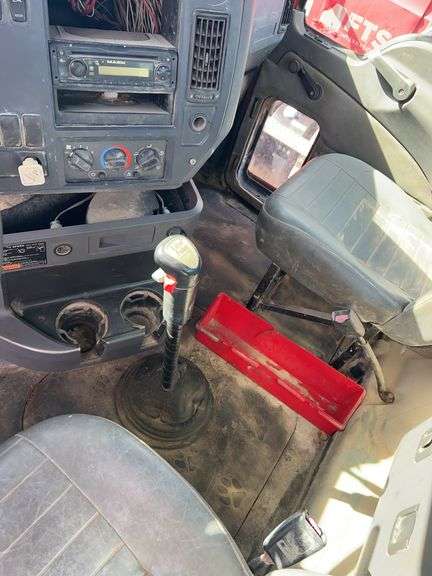 2012 Mack CHU613 showing 30,835 mi, 15,715 hrs - runs