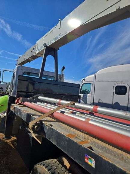 2019 Peterbilt PB348 showing 18,201 mi, 5,443 hrs - runs