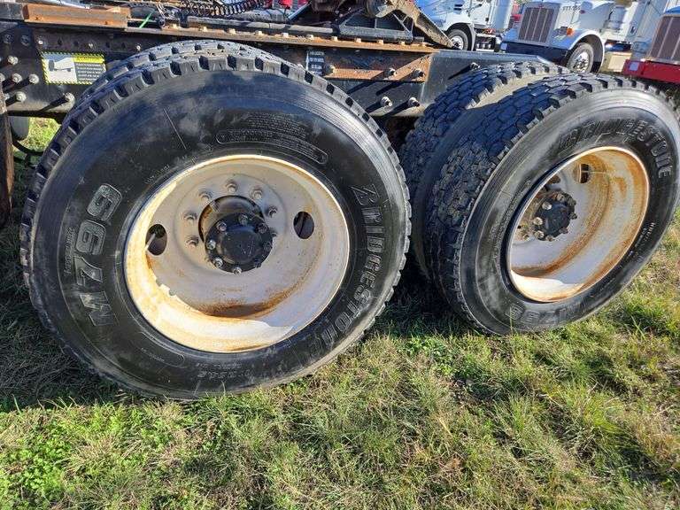 2012 Mack CHU613 showing 44,418 mi, 11,155 hrs- runs