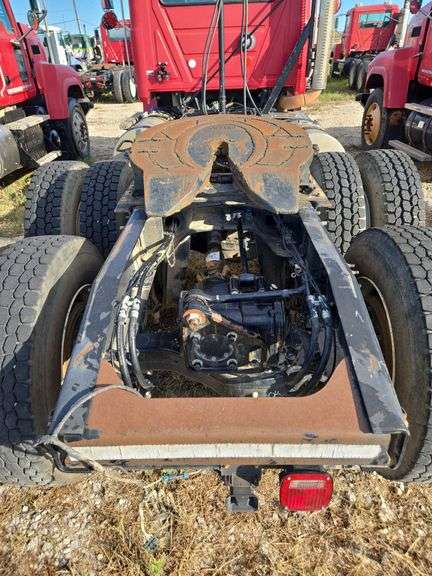 2012 Mack CHU613 showing 50,614 mi, hrs unknown - doesn't run