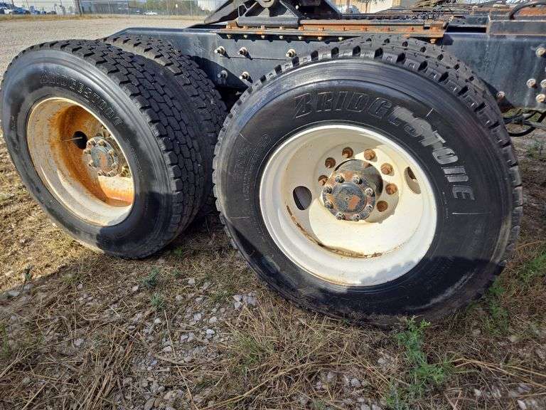 2012 Mack CHU613 showing 50,614 mi, hrs unknown - doesn't run